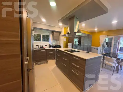 Casa en Alquiler de 5 dormitorios