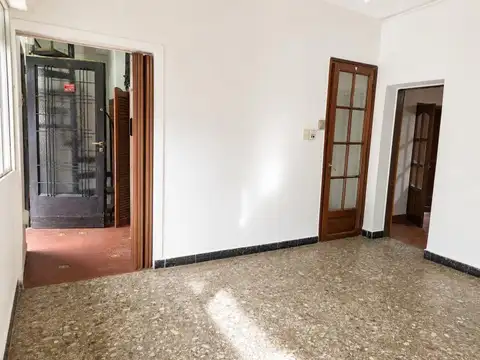Depto Tipo Casa en Venta de 5 ambientes