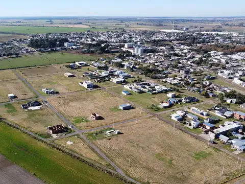 Dos terrenos en barrio Ayres del Norte - Maciel