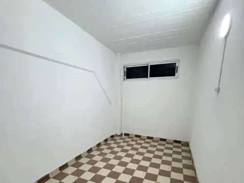 Oficina en Alquiler al Este