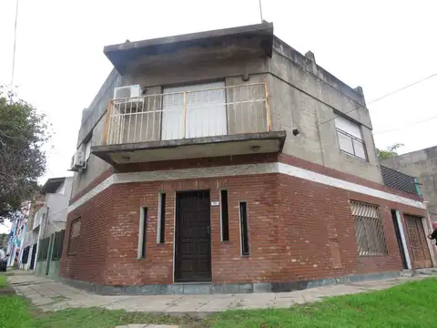 Depto Tipo Casa en Venta de 3 ambientes