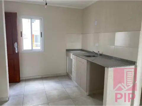 Avenida Rivadavia 15700, Piso 4