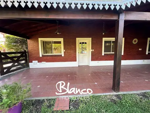Casa 4 ambientes con 3 baños