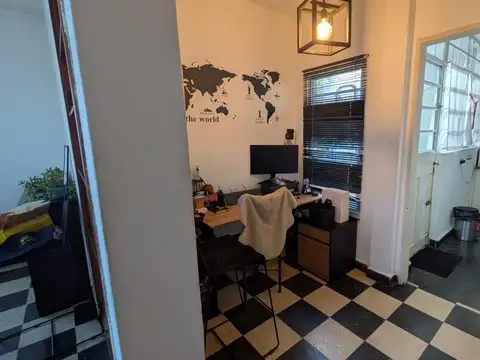 Casa en Alquiler con 2 cocheras