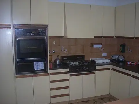 Casa en Venta en Hurlingham, USD 380.000