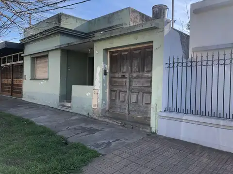48 e/ 27 y 28