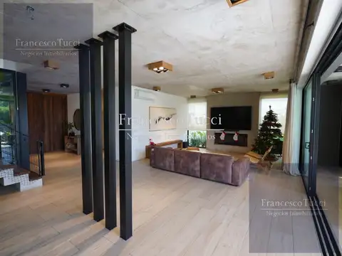 Casa en Venta al Oeste