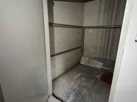 Galpon en Alquiler en Villa del Parque, USD 6.500