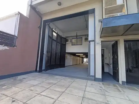 VENTA OFICINA C/ COCHERA Y DEPOSITO MUNRO