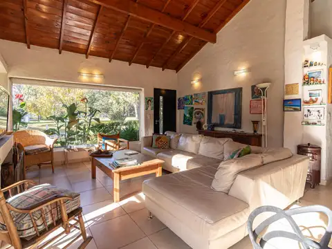 Casa en Alquiler Temporal en Los Troncos, USD 2.200