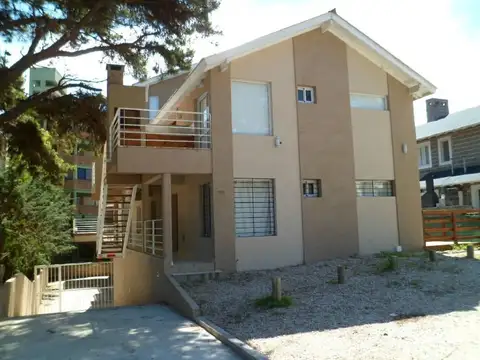 Del Melgacho 1100, Piso 1