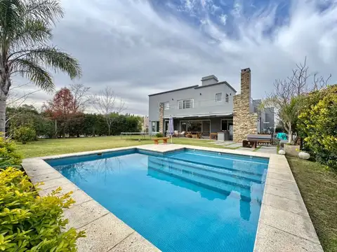 CASA VENTA 5 AMB/ PILETA BUENOS AIRES VILLAGE