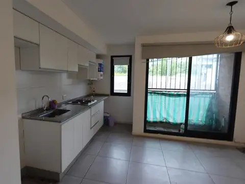 VENTA - MONOAMBIENTE CON BALCON - REFINERIAS, ROSARIO