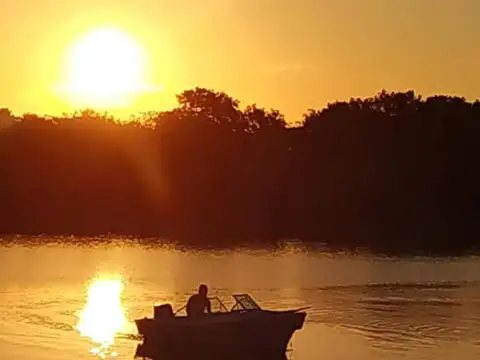 Estación Manuel Derqui