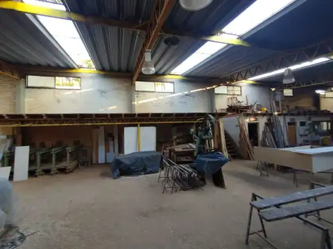 Galpón en Lateral Acceso Norte