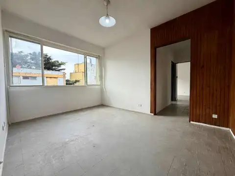 Alquiler departamento 4 ambientes cochera Tapiales