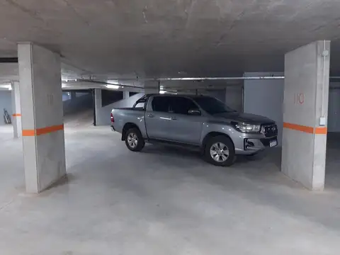 Cochera Expensas incluidas Arealis Condominio del alto Torreon del rio