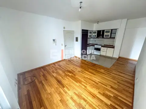 Departamento en Alquiler en Villa Urquiza, $ 640.000