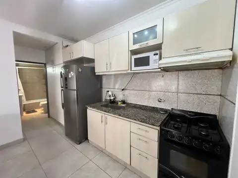 Depto Tipo Casa en Venta de 2 ambientes