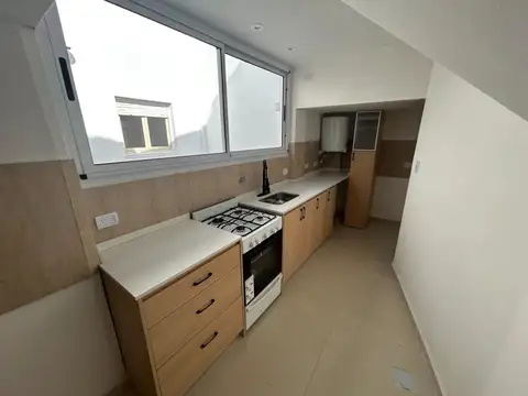 Quinquela Martin 1700, Piso 1