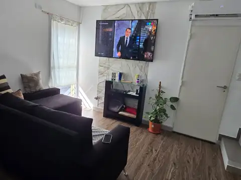 Departamento en Venta en Luis Guillon, USD 67.000