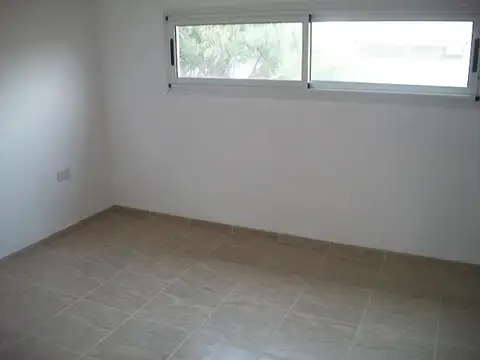 Casa en Alquiler en Villa Camiares, $ 650.000