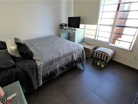 Depto Tipo Casa 3 ambientes con 2 baños