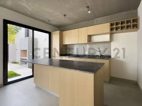 Casa en Venta en Haedo, USD 210.000