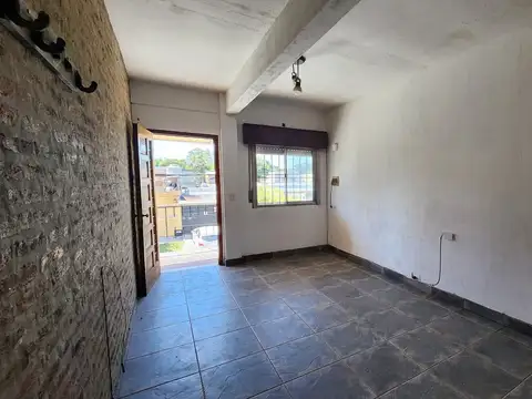 Depto Tipo Casa en Venta con 4 cocheras