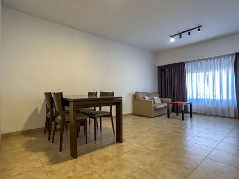 Depto Tipo Casa 2 ambientes con 1 baño