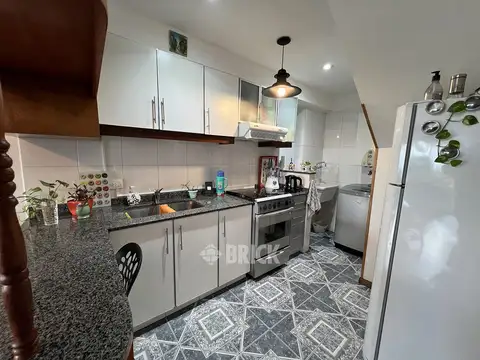 Depto Tipo Casa 3 ambientes con 2 baños
