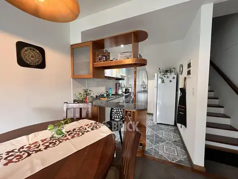 Depto Tipo Casa en Venta en Caballito, USD 195.000