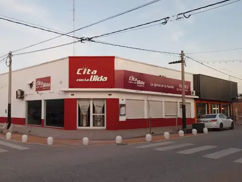 Amplio local céntrico