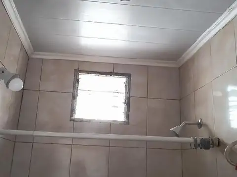 Salvador de Maio e/ Leandro N. Alem y Bogotá