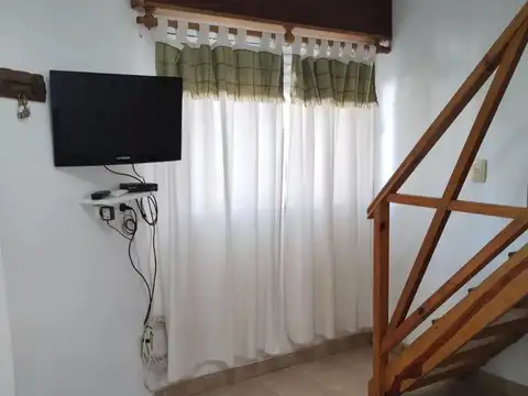 Depto Tipo Casa 3 ambientes con 1 baño