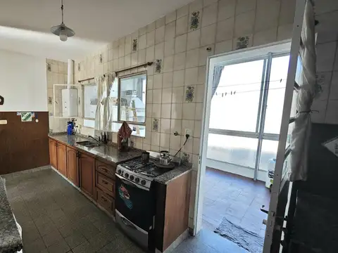 Gurruchaga 107 , Piso 1