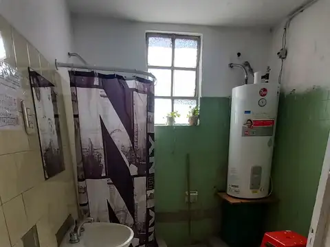 Depto Tipo Casa 10 ambientes con 2 baños