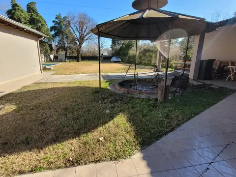Quinta en Venta en Villa Gobernador Udaondo, USD 200.000