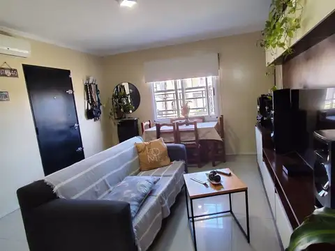 Depto Tipo Casa en Venta en Quilmes, USD 89.000