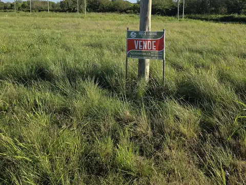 Terreno en Oro Verde cercano a polideportivo y heladeria Grido