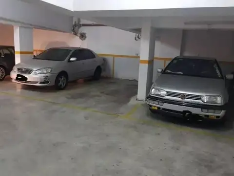 Cochera en Venta Fija