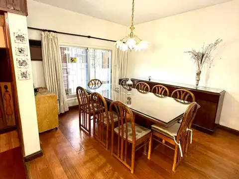 Casa 4 ambientes con 1 baño
