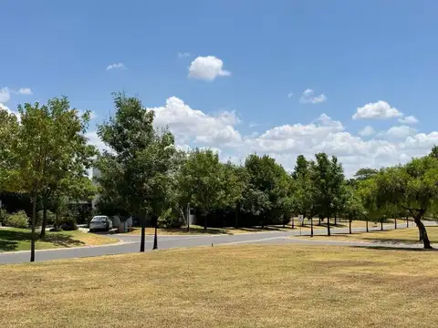 Terreno en Venta en Pilar del Este - Santa Guadalupe, USD 75.000