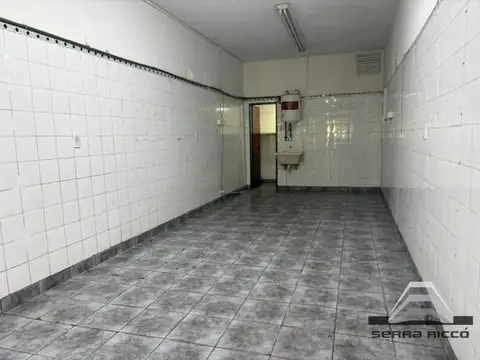 Local en Alquiler en Villa Luro, $ 900.000