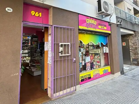 Avenida Directorio 900