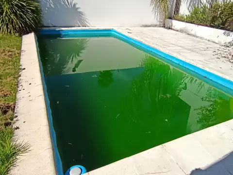 Casa 5 ambientes con 4 baños