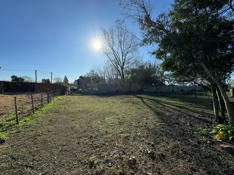 VENTA LOTE EN  CAMINO A "LOS TALAS" BERISSO