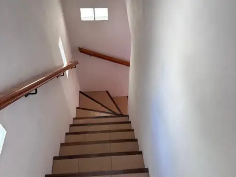 Depto Tipo Casa en Venta al Oeste