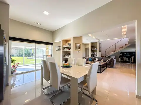 Casa en Venta al Noroeste