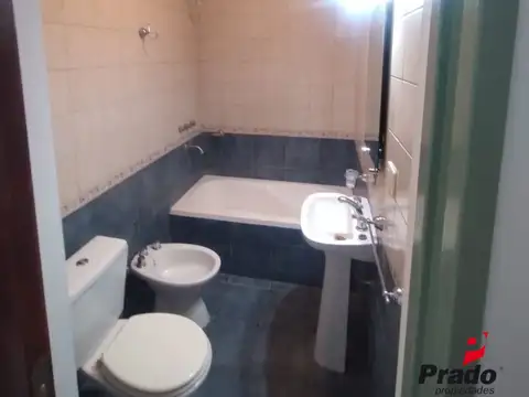 Departamento 4 ambientes con 1 baño